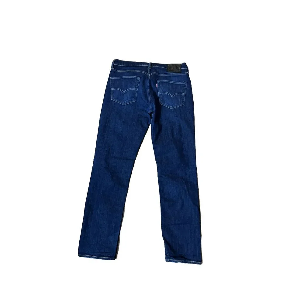 Levis elevate your
